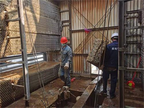 冷卻塔填料：中性化清洗劑的特點(冷卻塔填料清洗劑)