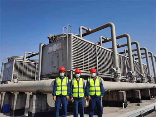 逆流式玻璃鋼閉式冷卻塔的特點(diǎn),工業(yè)冷卻塔,玻璃鋼逆流式冷卻塔